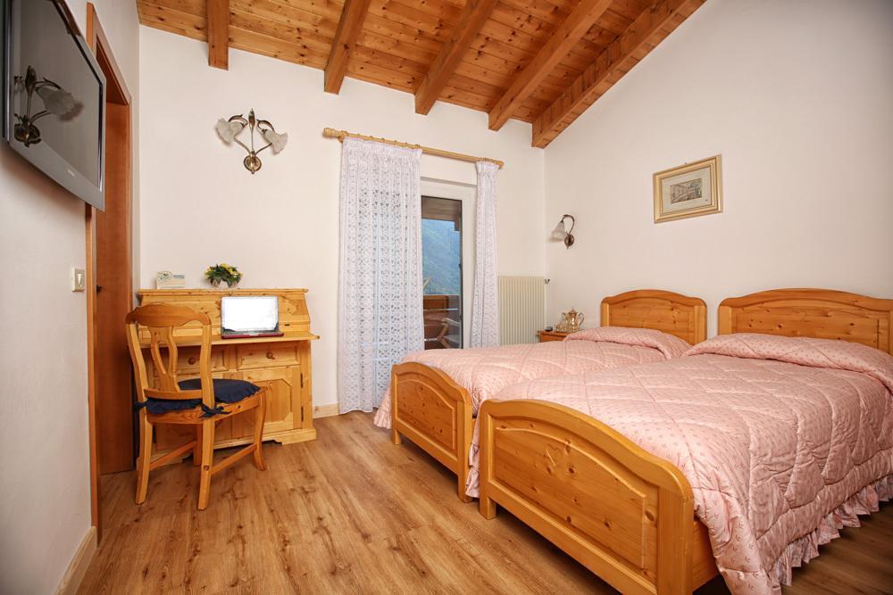 Hotel Garni Villanova Molveno Exterior photo
