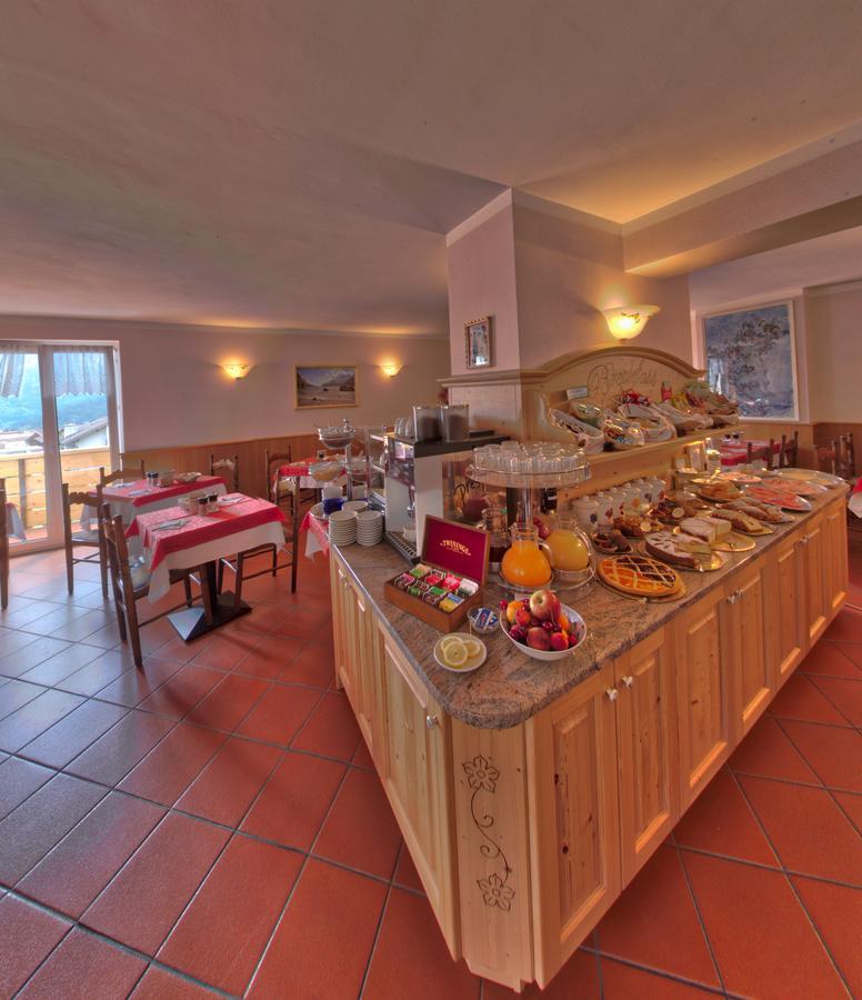 Hotel Garni Villanova Molveno Exterior photo